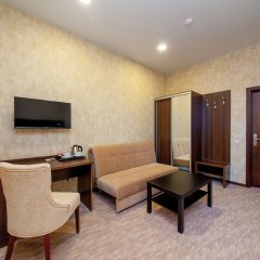 Гостиница D в Краснодаре 5 отзывов об отеле, цены и фото номеров - забронировать гостиницу D онлайн Краснодар комната для гостей фото 5