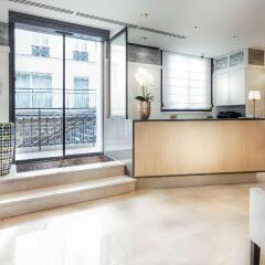 Отель Hôtel Du Bois Champs-Elysées интерьер отеля