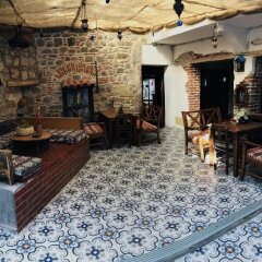 Pergamon Pension Турция, Дикили - отзывы, цены и фото номеров - забронировать отель Pergamon Pension онлайн интерьер отеля фото 2