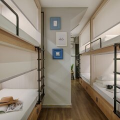 Отель Quarters Capsule Hostel Сингапур, Сингапур - отзывы, цены и фото номеров - забронировать отель Quarters Capsule Hostel онлайн