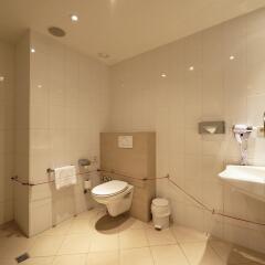 Отель Holiday Inn Brussels Schuman ванная