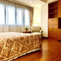 Апартаменты Garden View Court Serviced Apartments Хошимин комната для гостей