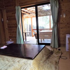 Отель Kurasako Onsen Sakura Япония, Минамиогуни - отзывы, цены и фото номеров - забронировать отель Kurasako Onsen Sakura онлайн комната для гостей фото 2