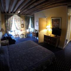 Отель Relais Medicis Париж комната для гостей фото 4