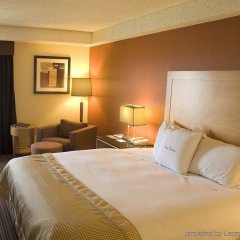 DoubleTree by Hilton San Francisco Airport in Burlingame, United States of America from 206$, photos, reviews - zenhotels.com guestroom