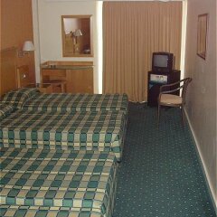 King Jason Hotel бассейн