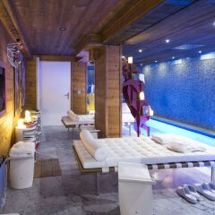 Отель Snow Lodge Boutique Hôtel бассейн