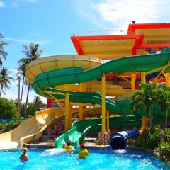 Отель Splash Beach Resort Таиланд, пляж Май Кхао - 10 отзывов об отеле, цены и фото номеров - забронировать отель Splash Beach Resort онлайн бассейн фото 2