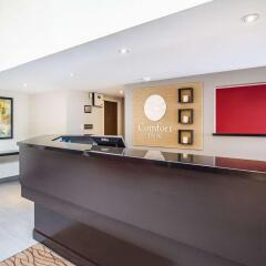 Отель Comfort Inn Kirkland Lake интерьер отеля фото 3