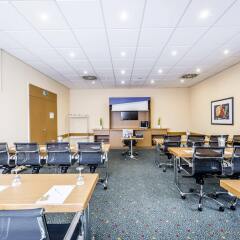 Отель Holiday Inn Express Dortmund