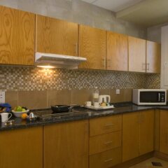 Al Khoory Hotel Apartments в номере
