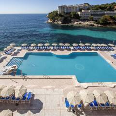 Отель SENTIDO Cala Viñas - Adults Only бассейн