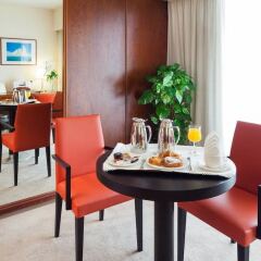 Hotel Royal Plaza в номере фото 2