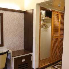 Al Khaleej Grand Hotel сейф в номере