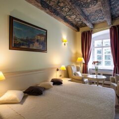 Отель Tyn Yard Residence Прага комната для гостей фото 6