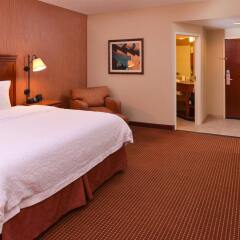 Отель Hampton Inn Albuquerque - University Midtown комната для гостей фото 4