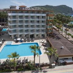 Riviera Hotel & Spa балкон