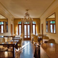 Отель Locanda Ovidius Венеция развлечения