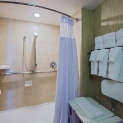Отель Crowne Plaza Hotel-Newark Airport США, Элизабет - отзывы, цены и фото номеров - забронировать отель Crowne Plaza Hotel-Newark Airport онлайн ванная фото 2