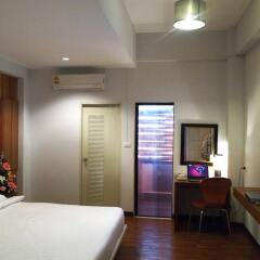 OYO 117 King One Suvarnabhumi Hotel комната для гостей фото 2
