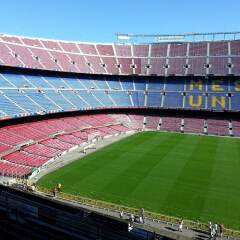 Апартаменты Espai Barcelona Camp Nou Apartment спортивное сооружение