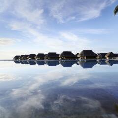 Отель Sofitel Moorea la Ora Beach Resort Французская Полинезия, Папеэте - 1 отзыв об отеле, цены и фото номеров - забронировать отель Sofitel Moorea la Ora Beach Resort онлайн бассейн фото 3