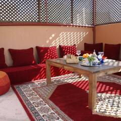 Отель Riad Azenzer комната для гостей фото 2