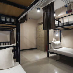 Отель Cloud Nine Lodge Бангкок комната для гостей фото 4