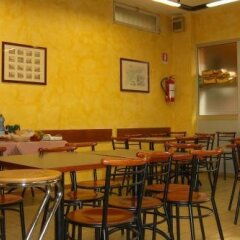 Отель Azzano Holidays Bed & Breakfast Меззегра питание