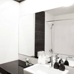 Отель Crystal Suites Suvarnabhumi Airport Бангкок ванная фото 2