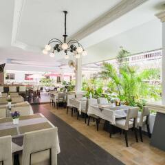 Отель Tropical Palm Resort And Spa питание