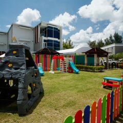 Отель Splash Beach Resort by Langham Hospitality Group детские мероприятия