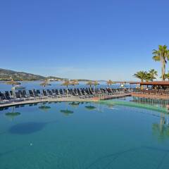 Отель Alua Hawaii Mallorca & Suites бассейн