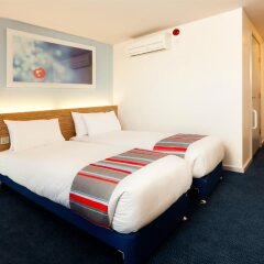 Отель Travelodge Croydon Central комната для гостей фото 4