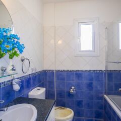 Отель Protaras Villa Mandali 19 ванная