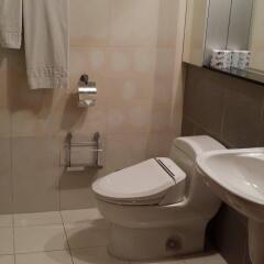 Отель Vabien Suite 1 Serviced Residence Южная Корея, Сеул - отзывы, цены и фото номеров - забронировать отель Vabien Suite 1 Serviced Residence онлайн ванная фото 2