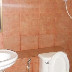 Chittavong Guesthouse in Vientiane, Laos from 20$, photos, reviews - zenhotels.com bathroom
