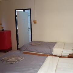Отель B & B Patong Beach House 2* Стандартный номер с разными типами кроватей