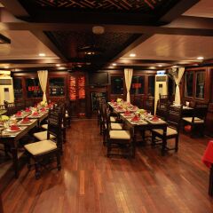 Отель Halong Majestic Legend Cruise питание