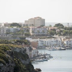 Hotel Port Mahon пляж