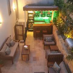 Old Town Hotel Kalkan Турция, Калкан - отзывы, цены и фото номеров - забронировать отель Old Town Hotel Kalkan - Adults Only онлайн балкон