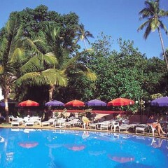 Hotel Dona Terezinha бассейн