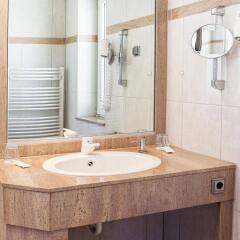 Отель Dusseldorf City by Tulip Inn Германия, Дюссельдорф - 3 отзыва об отеле, цены и фото номеров - забронировать отель Dusseldorf City by Tulip Inn онлайн ванная фото 2