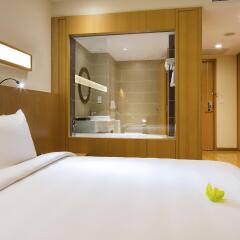 Отель StarCity Nha Trang комната для гостей