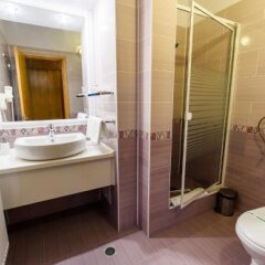 Hotel Torontal in Timisoara, Romania from 71$, photos, reviews - zenhotels.com bathroom