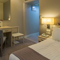 The Peak Hotel удобства в номере