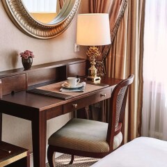 Отель Steigenberger Parkhotel Дюссельдорф удобства в номере фото 2