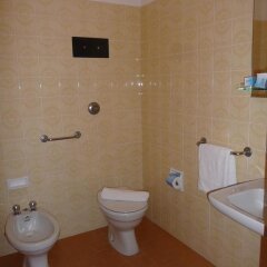 Hotel Suprem Римини ванная фото 2