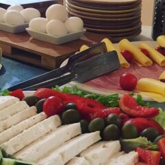 Отель Hermes Tirana Hotel Албания, Тирана - отзывы, цены и фото номеров - забронировать отель Hermes Tirana Hotel онлайн питание фото 3