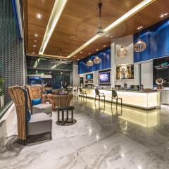 Отель The Beach Boutique House гостиничный бар